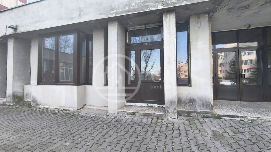 Spatiu comercial cu 6 camere de inchiriat in Sanmartin Bihor - Poză 1