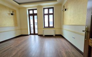 Spațiu de birouri ultracentral de inchiriat - etaj 1-intrare separata - Poză 15