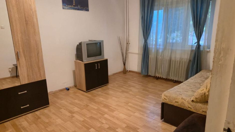 Sagului | 1 Camera | Decomandat. - Poză 1