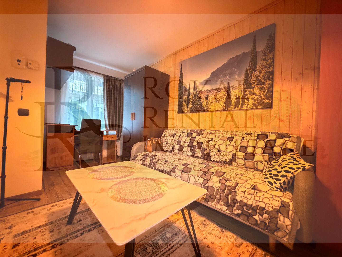 2 Camere Ultracentral | Zona Ferdinand | Modern | Curte comună - Poză 2