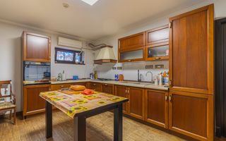 Vila cu piscina si garaj - 6 dormitoare - Pantelimon - Poză 41