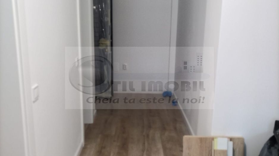 Apartament 3 camere, 2 băi -Valea Lupului-136.900 euro - Poză 8