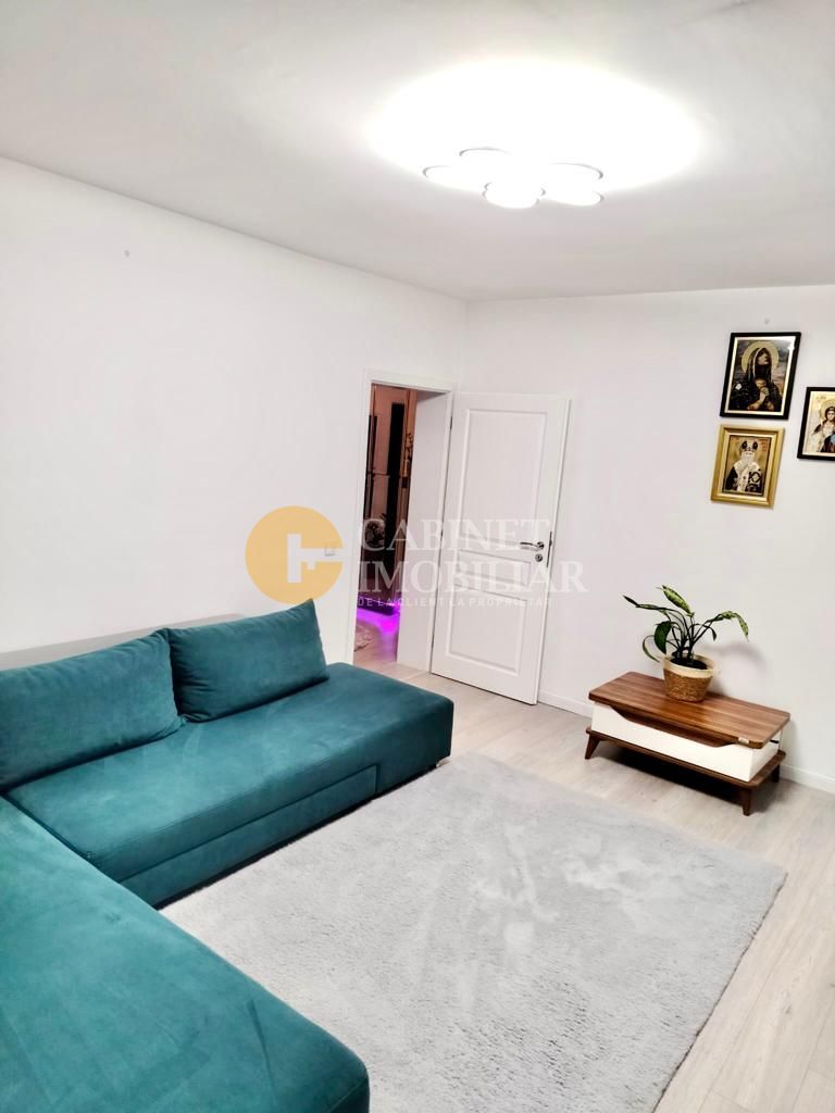 Etaj 1  Apartament 2 camere decomandat loc parcare - Poză 2