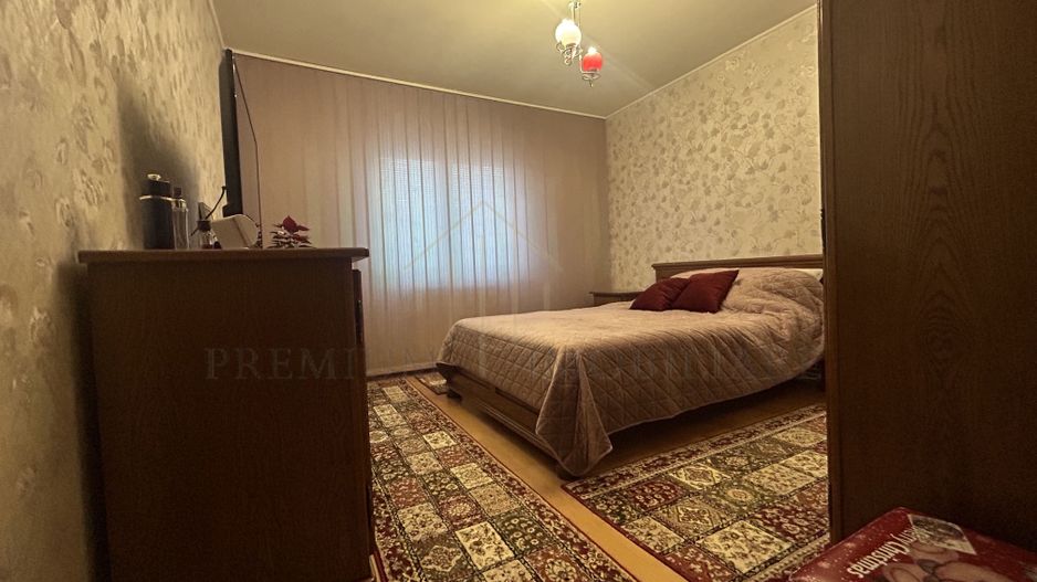 Apartament 3 camere zona de jos - Poză 5
