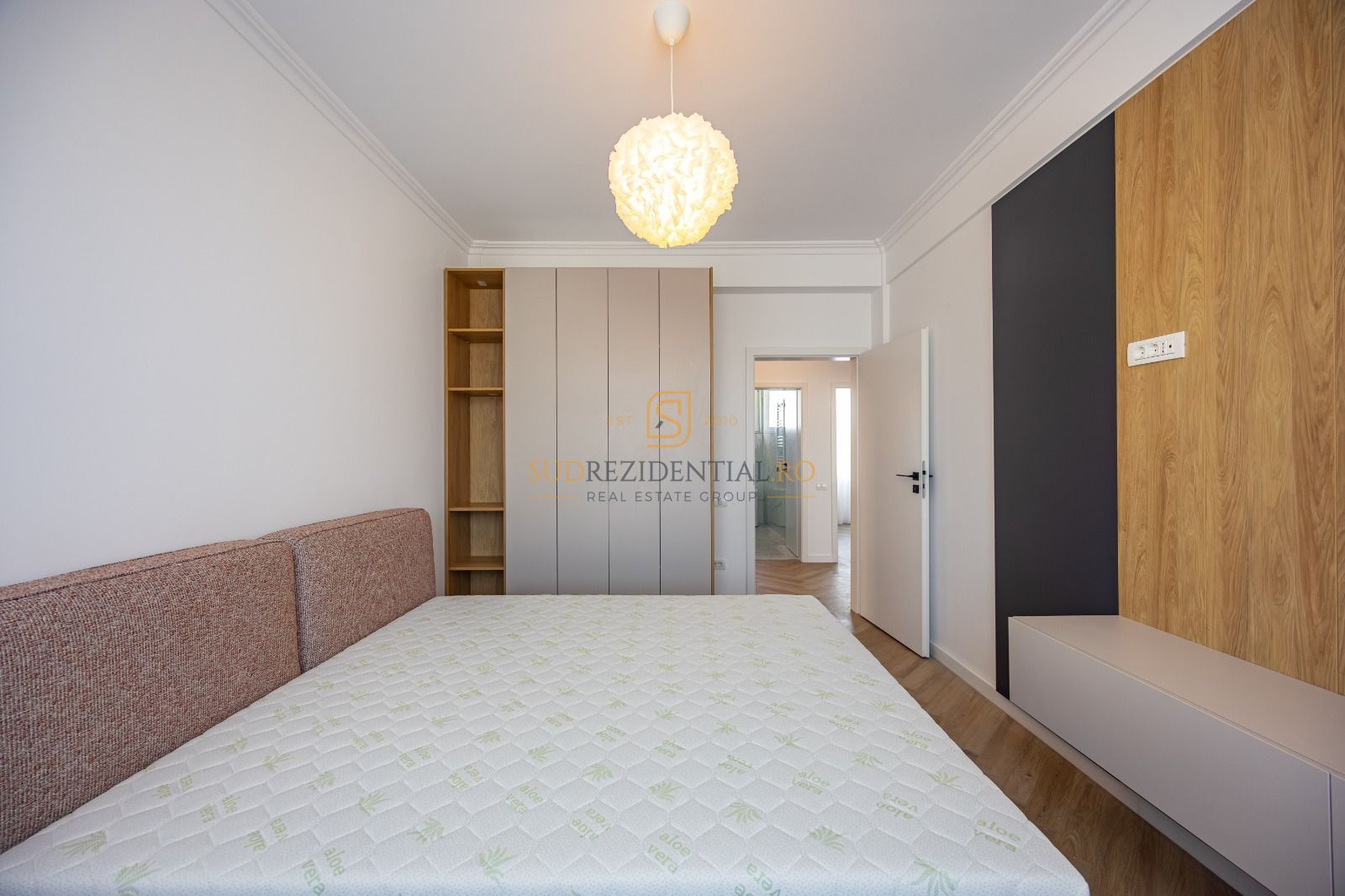 Casa cu 4 camere, Frumusani, panouri solare, pompe caldura - Poză 12