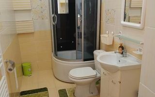 BRASADAS vinde ap 2 cam la curte comună zona CENTRALA. - Poză 8