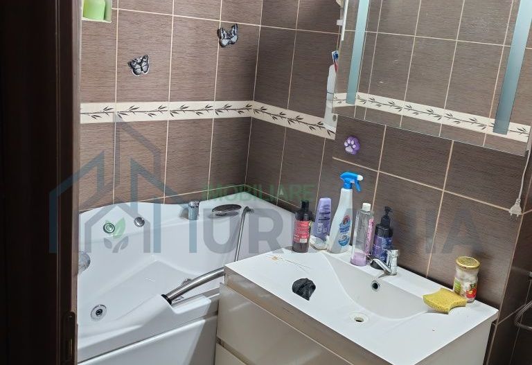 Apartament 2 camere semidecomandat, Podu Roș, 54 mp, etaj 7/10, 95.000 euro - Poză 4