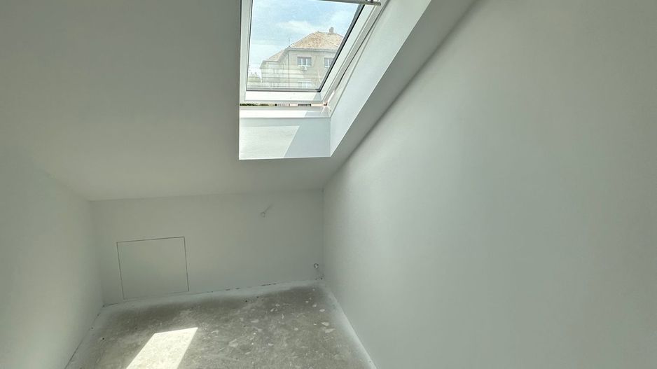 Clădire de birouri/ clinica zona Centrală - Poză 23