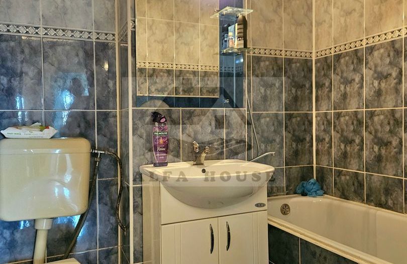 Apartament cu doua camere, zona Racadau 50 mp - Poză 8