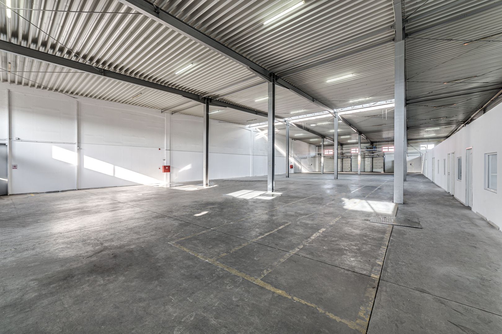 Hala industriala 1289 mp - Poză 10