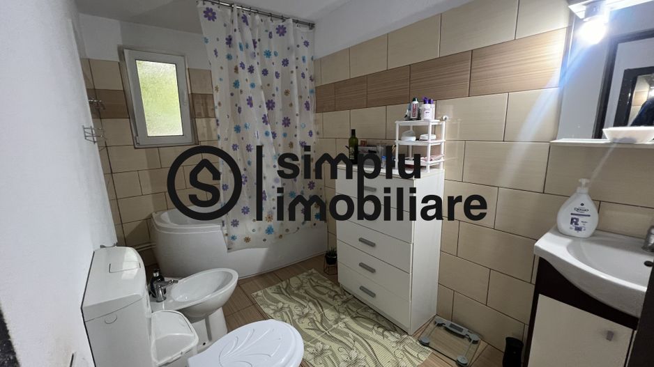 Casa 1 Mai Vis-a-vis de spitalul Nr.1 - Poză 9