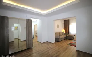 Piata Romana, 4 camere 138 MP total, Etaj 2/9, renovat - utilat, liber - Poză 13
