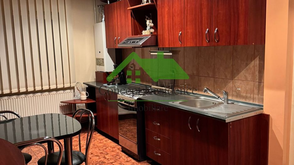 Apartament 3 camere Bd. Republicii + garaj inclus, 98.000 € - Poză 1