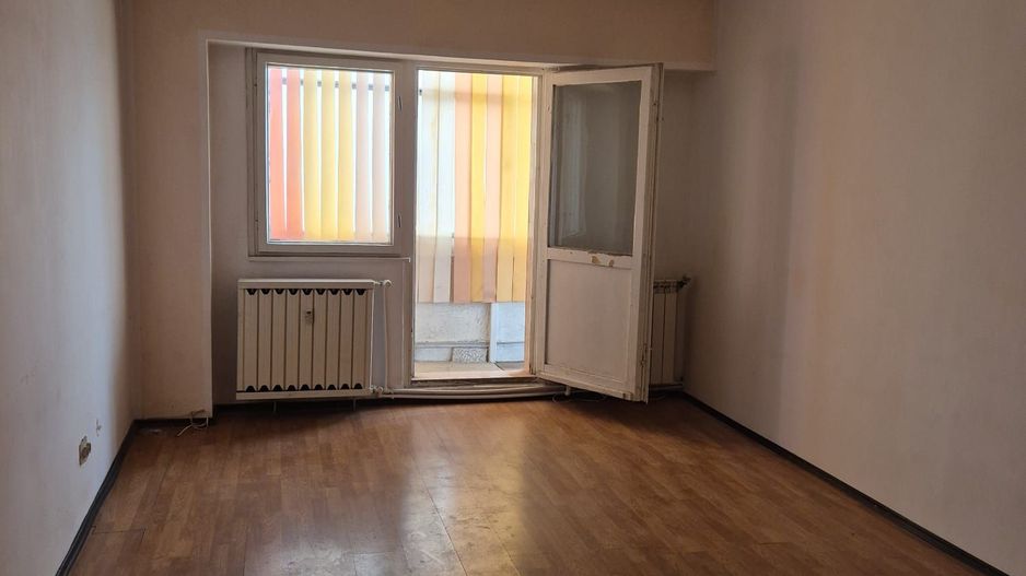 Apartament 2 camere decomandat, central - Poză 2