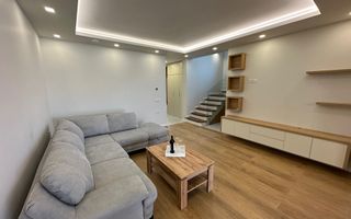 Duplex deosebit cu garaj și subsol - Poză 2