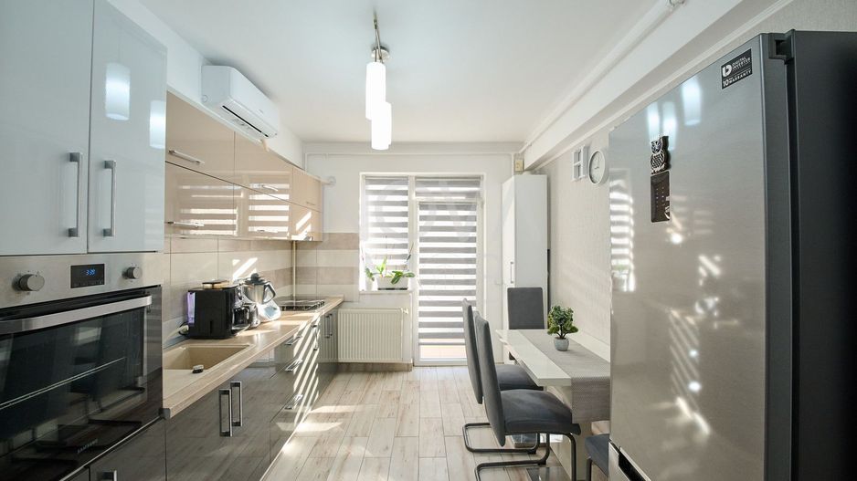 Apartament 2 camere, decomandat, MOBILAT - UTILAT - Poză 4