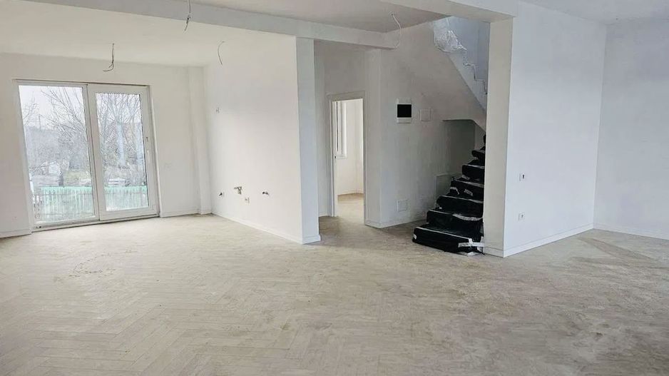 Case Moderne stil mediteanean Zona Dealuri Oradea - Poză 4