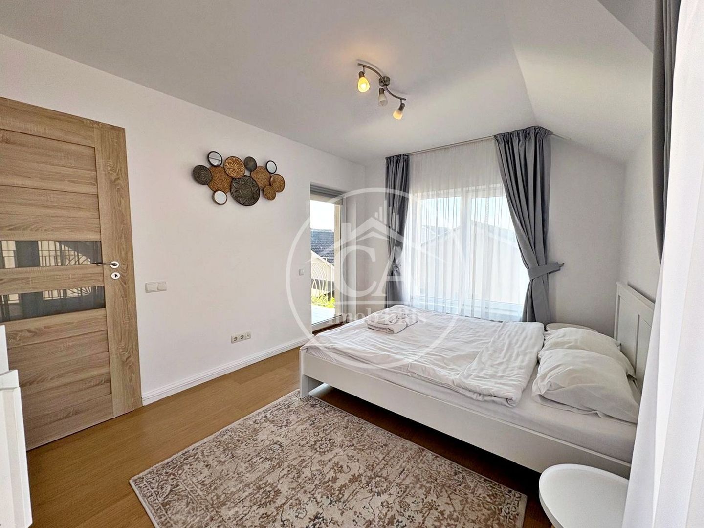 Casa P+1 cu 5 camere de inchiriat în zona Calea Clujului, Oradea - Poză 14
