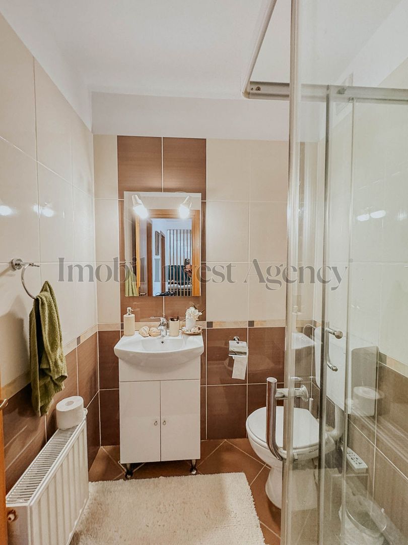 Vila cu 4 camere in Pipera in complex securizat - Poză 16