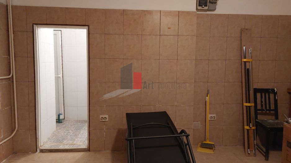 Apartament "COBERTURA", PENTHOUSE "PIATA SPANIEI", TERASA 63 mp, CONSOLIDAT 1978 - Poză 42
