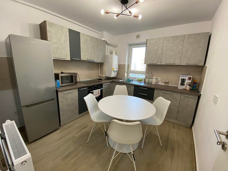 Inchirere apartament cu 3 camere Coresi Avantgarden - Poză 1