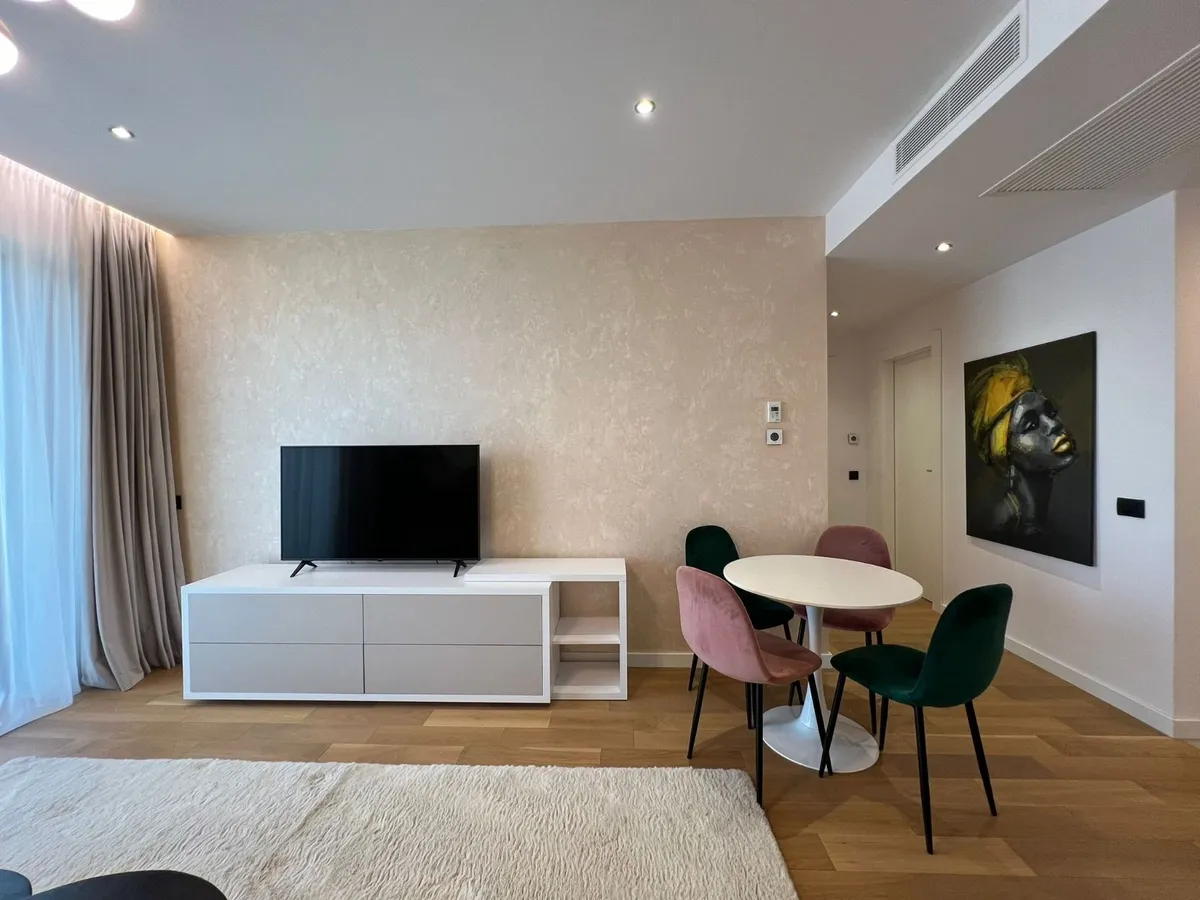 Inchiriere apartament 2 camere | One Herastrau Towers — fotografia 1