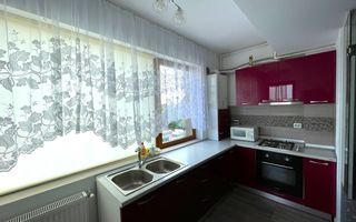 Apartament 3 camere de inchiriat, Cartierul Solar, loc de parcare - Poză 9