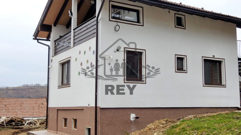 Casa de vacanta / Pensiune de vânzare la 12km de Sibiu - Poză 16