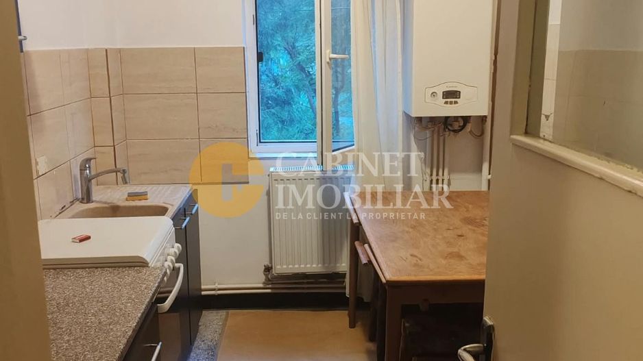 2 Camere SemiDecomandat - ETAJ 1 - Zona Podu Ros - Poză 5
