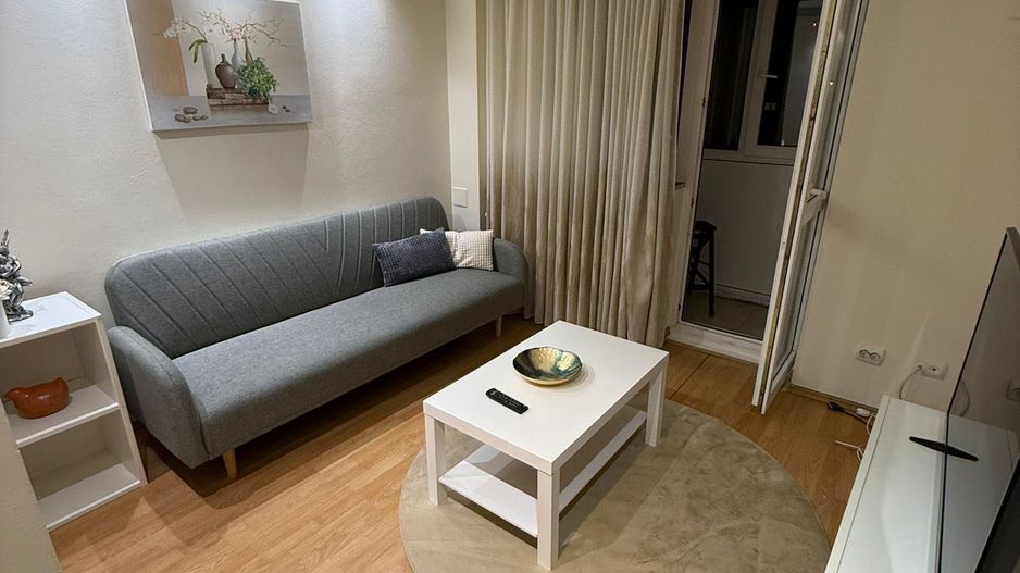 Se inchiriaza Apartement 2 Camera, Piata Victoria - Poză 1