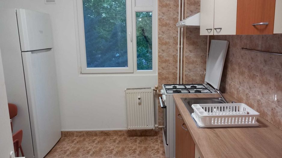 Apartament 3 camere Metrou Piata Sudului - Poză 1