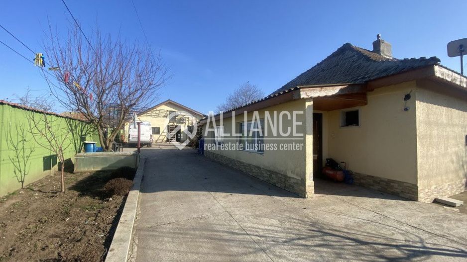 Ciocârlia de sus, Constanța.(COD 07)Casă ideală pentru două familii. - Poză 2