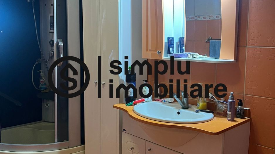 Vila S+P+1+M Lapus, str Paunitei - Poză 60