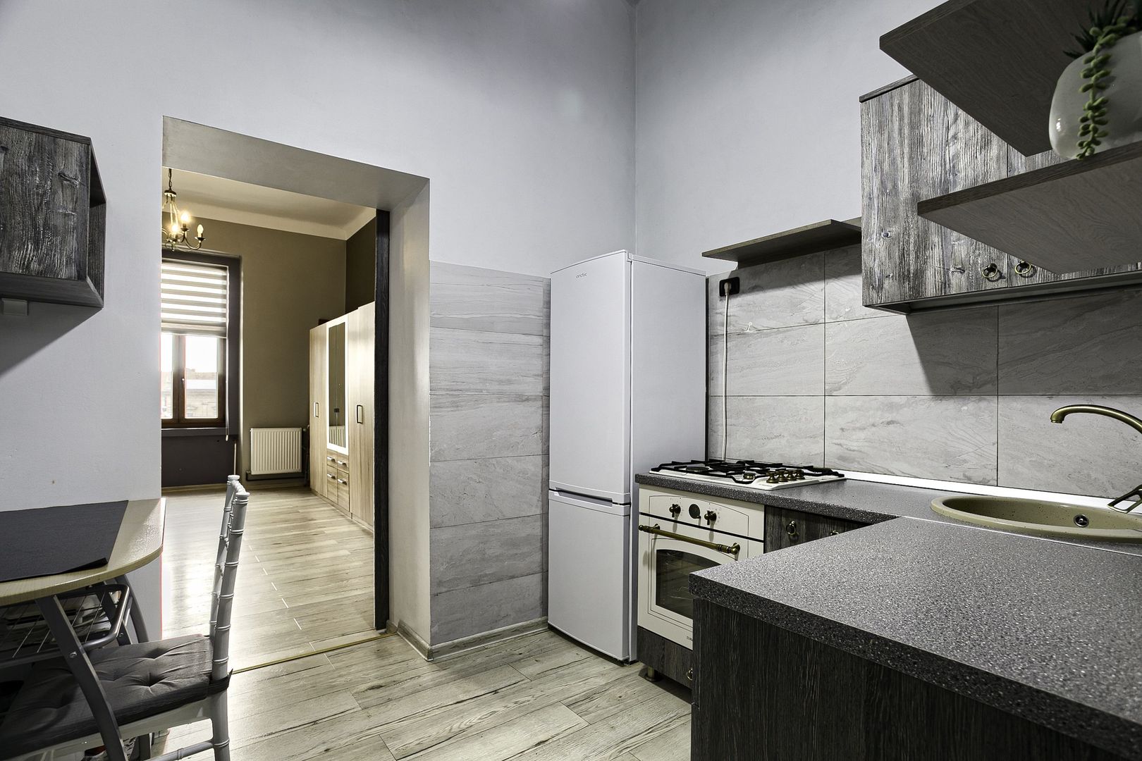 PRET NOU! Apartament Podgoria - ideal pt birou/cabinet COMISION 0% - Poză 2