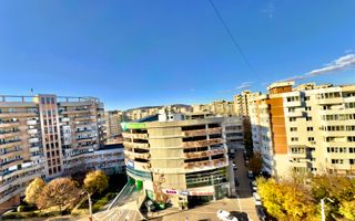 Închiriere apartament 3 camere – Calea Dorobanților-Parcare exterioară - Poză 15