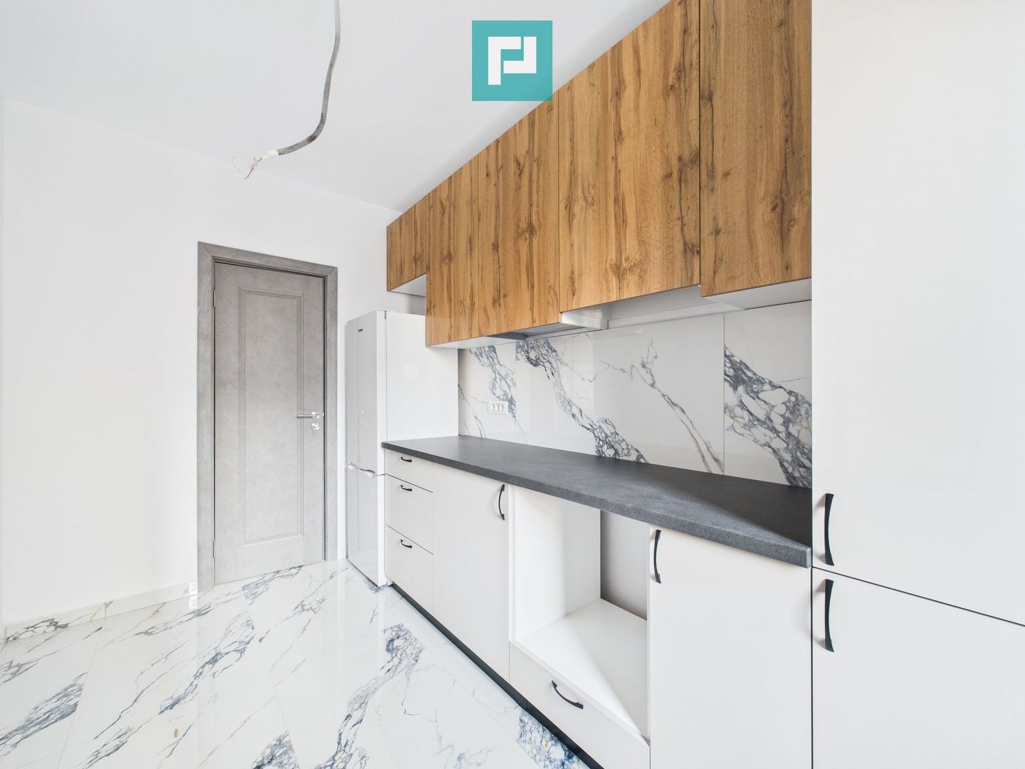 Apartament mobilat cu 2 camere în Giroc - Poză 2