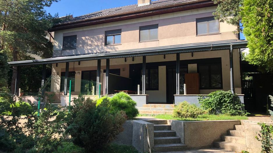 Vila 6 camere cu iesire la lacul Baneasa teren 317 mp - Poză 1