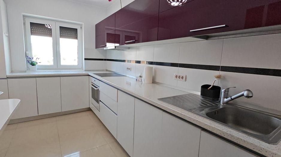 Giroc-Zona planetelor | 2 Camere | Etaj 1 | Mobilat si Utilat - Poză 10