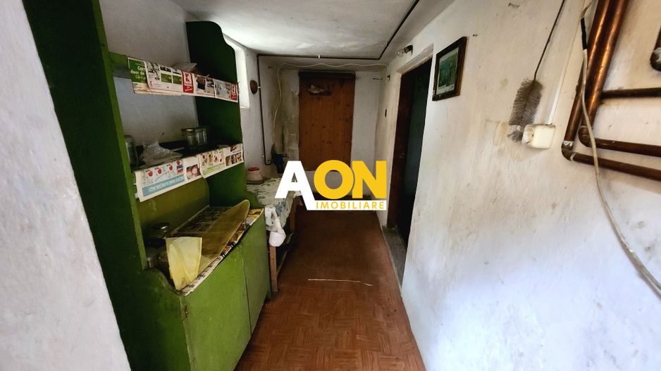 De vanzare casa 3 camere, 719mp teren, Cetate - Poză 9