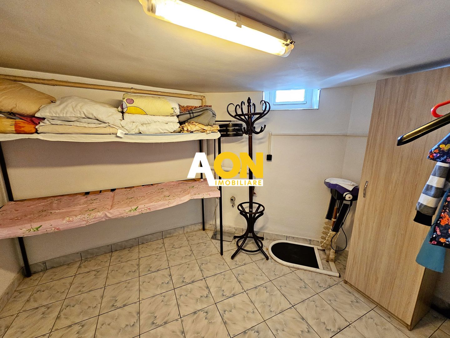 Casa 10 camere, 878 mp teren, toate utilitatile, Barabant - Poză 24