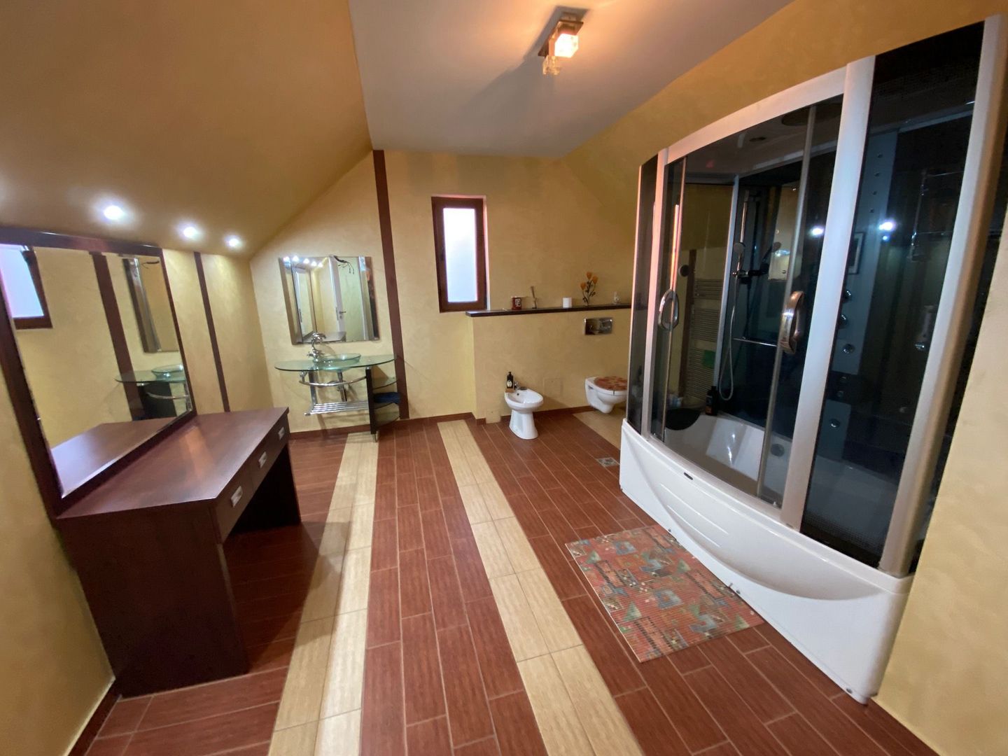 Duplex spațios cu garaj - Poză 7