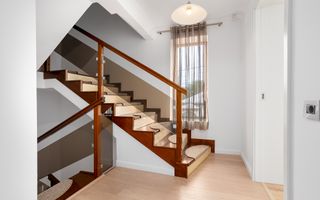 Casă 4 camere / două băi (mobilată și utilată) 860 mp teren - Poză 10