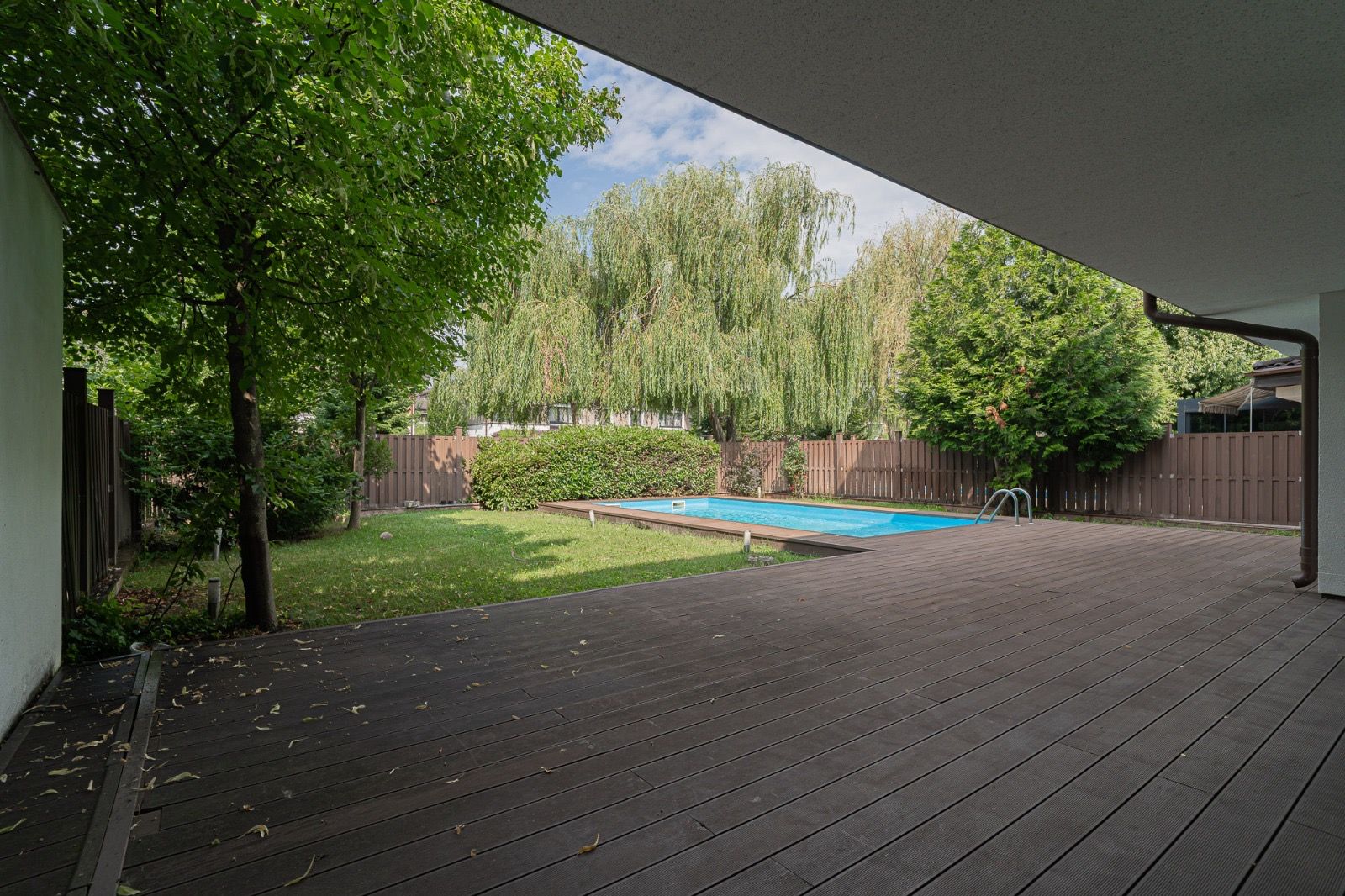 VILĂ CU PISCINĂ | Școala Americana - Poză 24