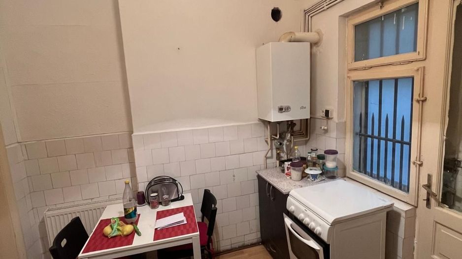 Apartament cu 4 camere | Semidecomandat | Piata Romana - Poză 4