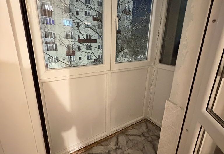 Apartament Luminos 2 camere. Decomandat.  Zona Huedin/ Resita. - Poză 13