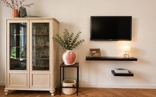 Apartament superb renovat | Str. Mozart | Etaj 1 | Centrală proprie | - Poză 2