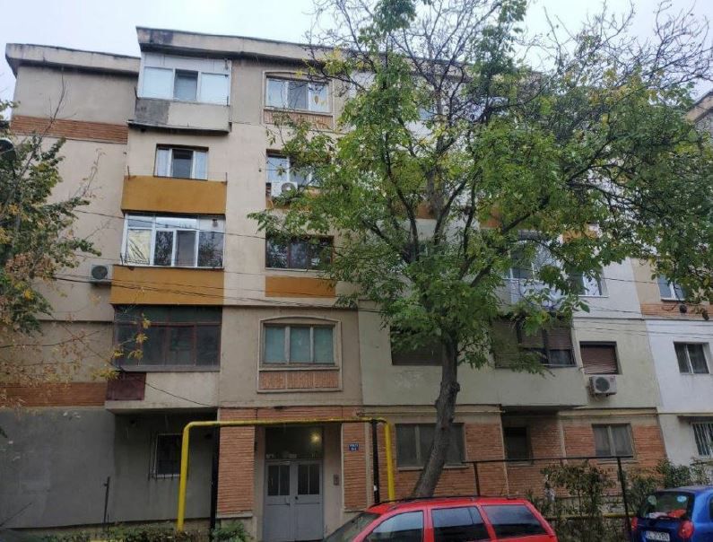 Apartament 2 camere Calarasi - Poză 1