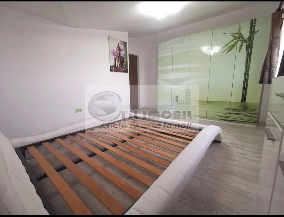 Apartament cu 2 camere decomandat in Complex Nou din zona Galata - Poză 1