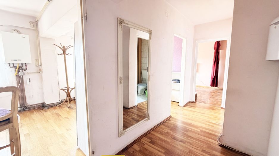 Apartament 3 camere spațios | Etaj 2 | Zonă Tic Tac – Str. Poetului - Poză 3