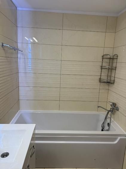 Inchiriez aparatament mobilat bloc nou zona Mihai Bravu - Poză 12